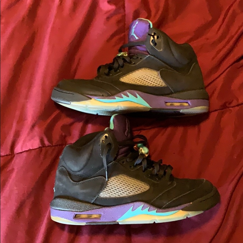 Jordan 5 black grape